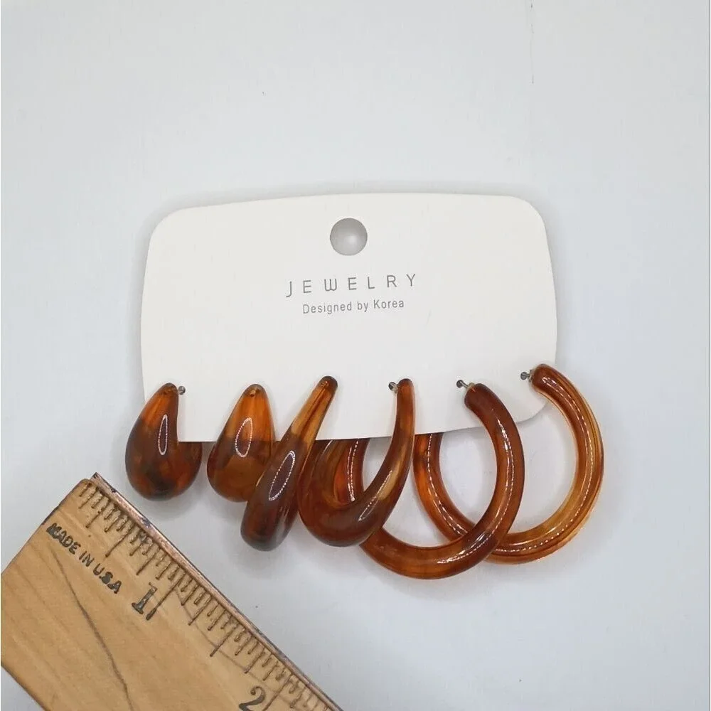 BROWN marble resin chunky hoop earrings - Picture 4 of 8